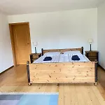 Pfarrhaus Tollensesee شقة