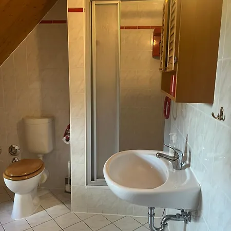 Apartment Pfarrhaus Tollensesee *