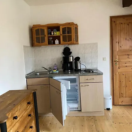 Apartment Pfarrhaus Tollensesee