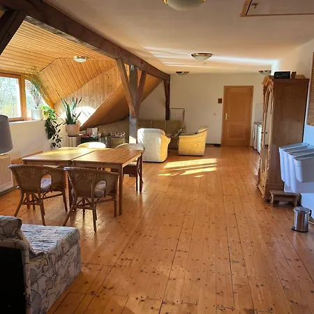 公寓 Pfarrhaus Tollensesee Penzlin