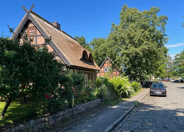 公寓 Pfarrhaus Tollensesee