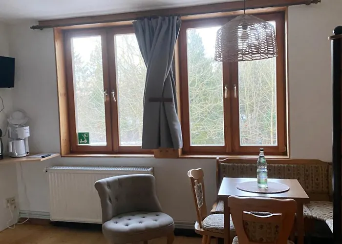 Pfarrhaus Tollensesee * Penzlin